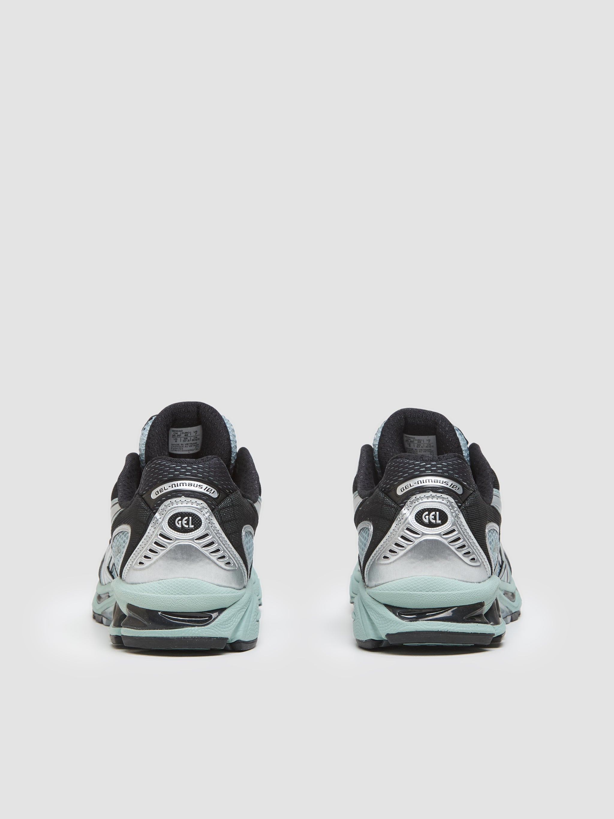 GEL-NIMBUS 10.1 Sneaker in Ocean Haze & Pure Silver