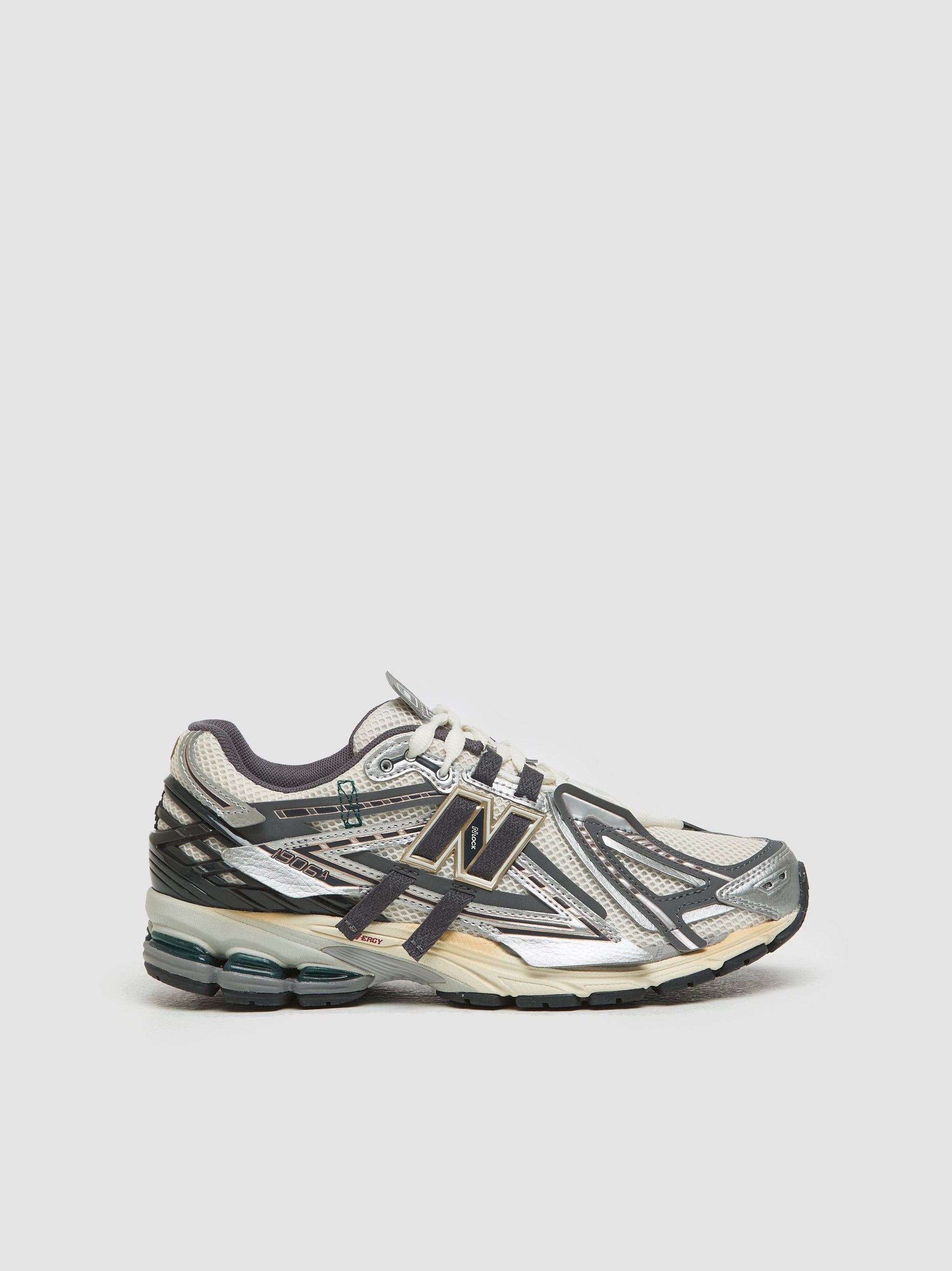 M1906AD Sneaker in Silver Metallic