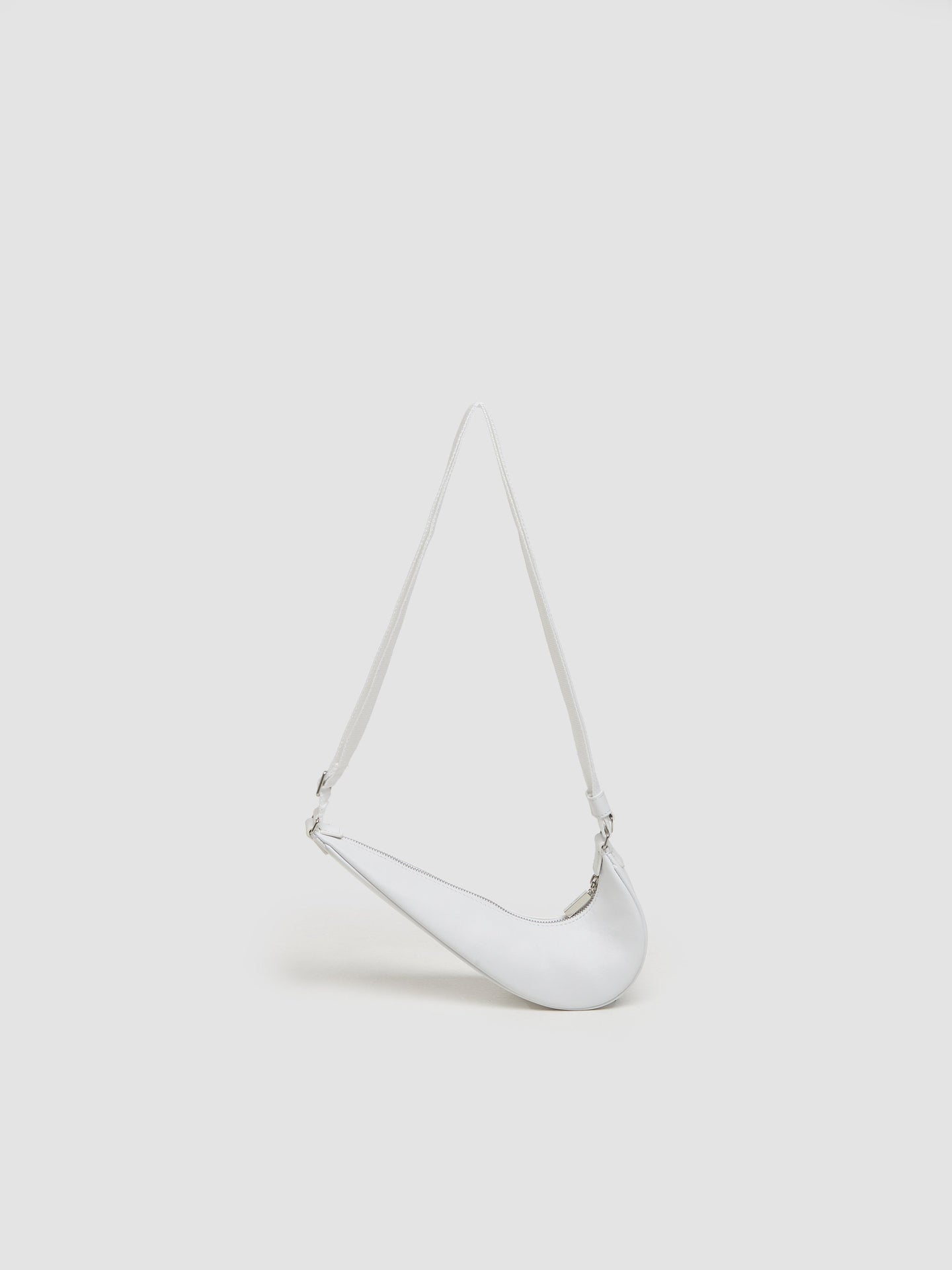 x Jacquemus Swoosh Bag in White