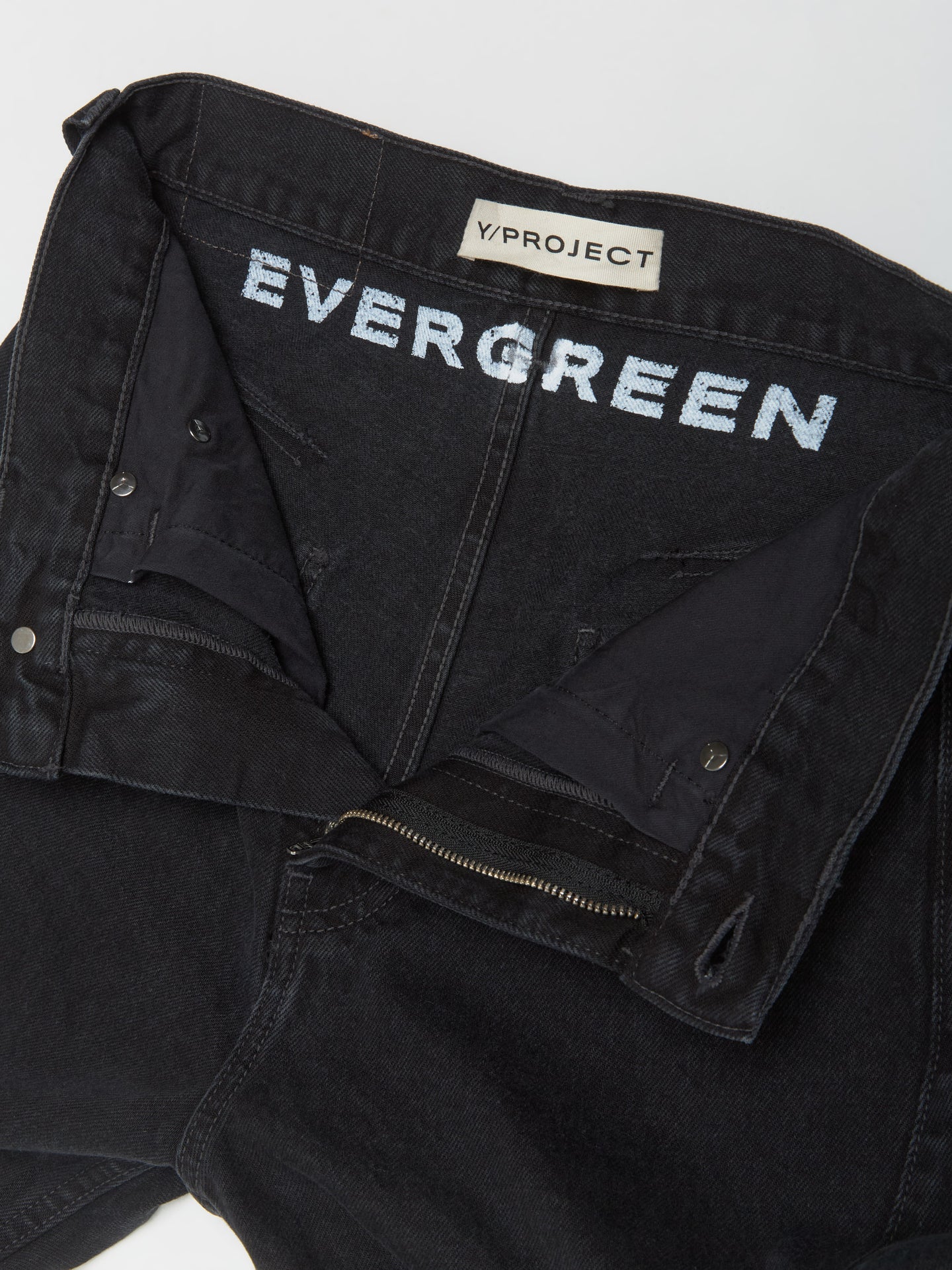 Evergreen Paris' Best Jeans in Black