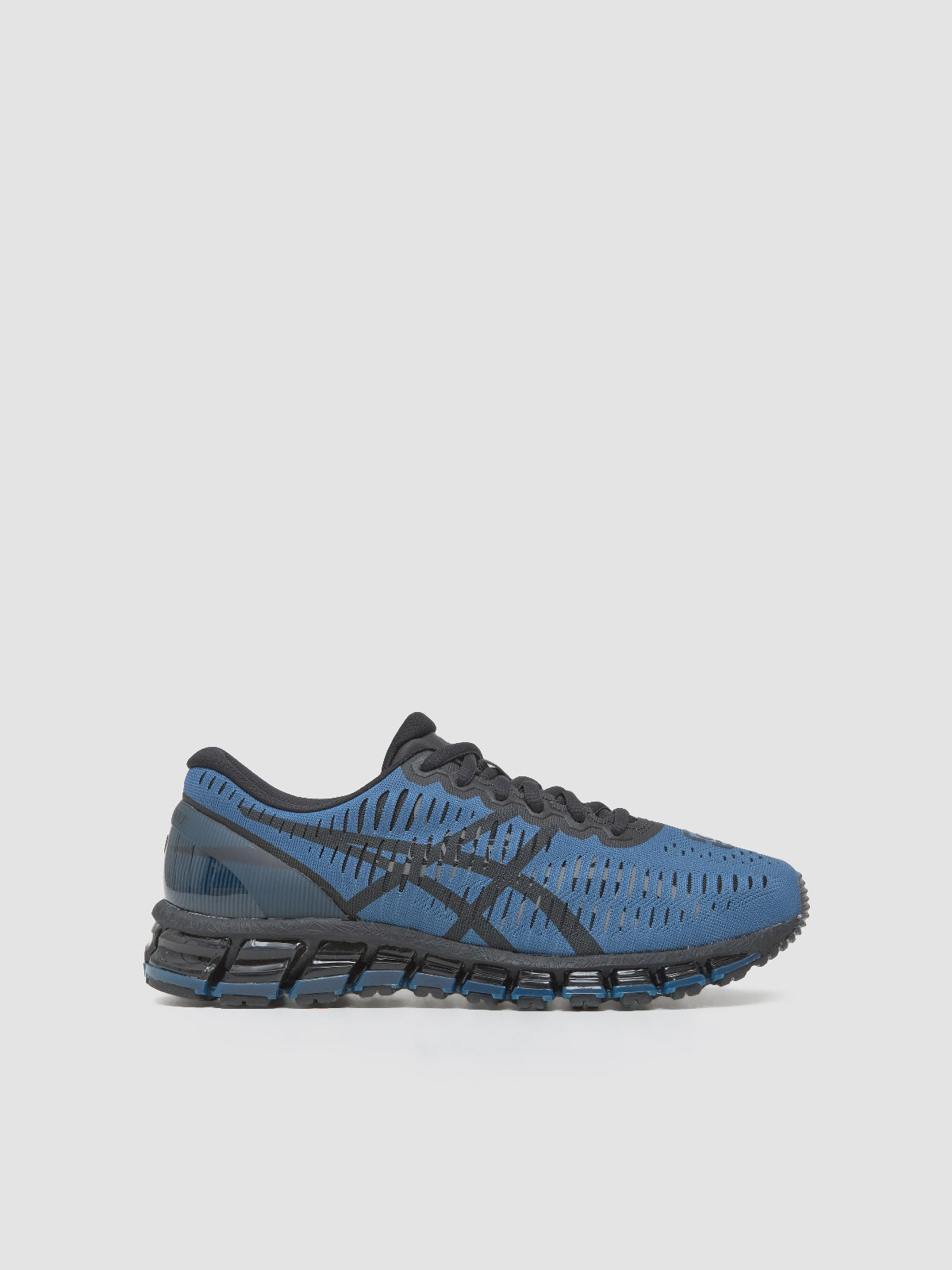 x C.P. Company GEL-QUANTUM 360 I Sneaker in Moroccan Blue & Caviar