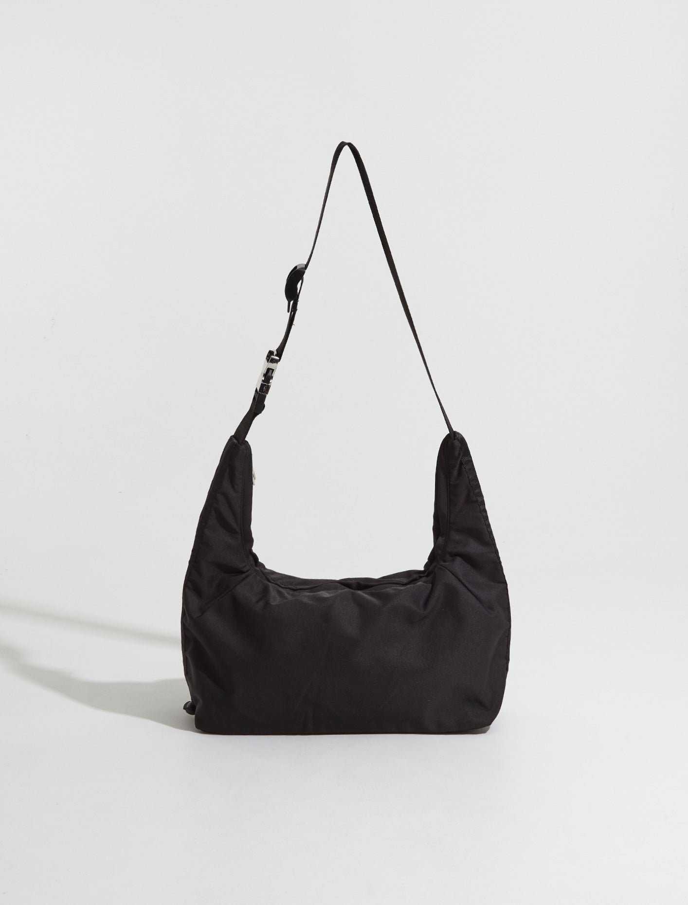 Little Hey Sling Bag in Black