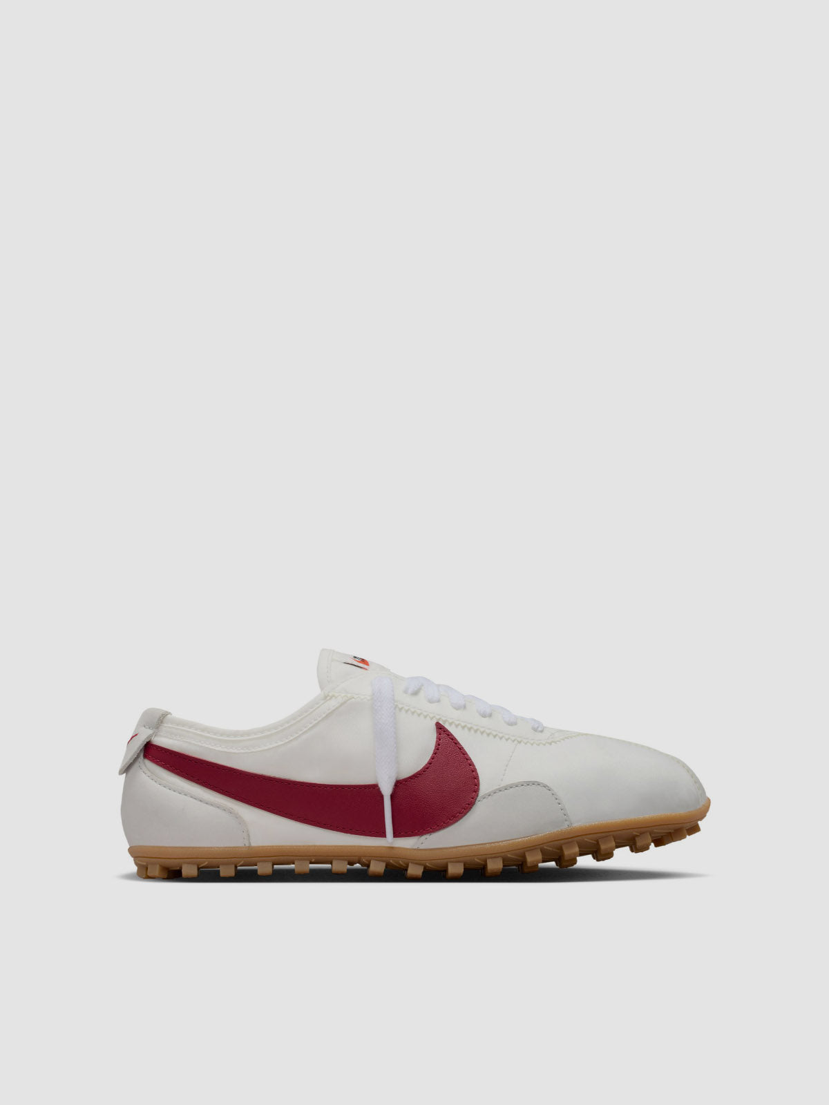 Nike - WMNS Moon Shoe OG Sneaker in Soft Pearl & Black - II0407