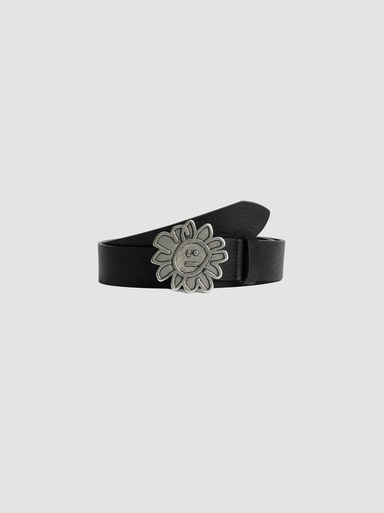 Flower Buckle Belt in Black