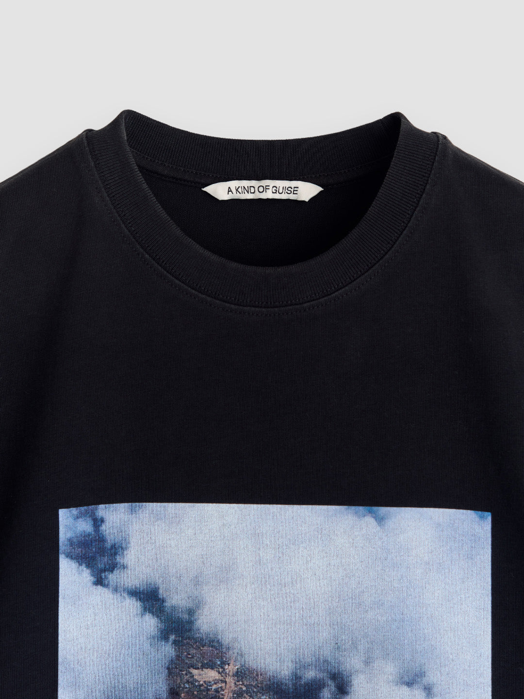 T-Shirt in Black