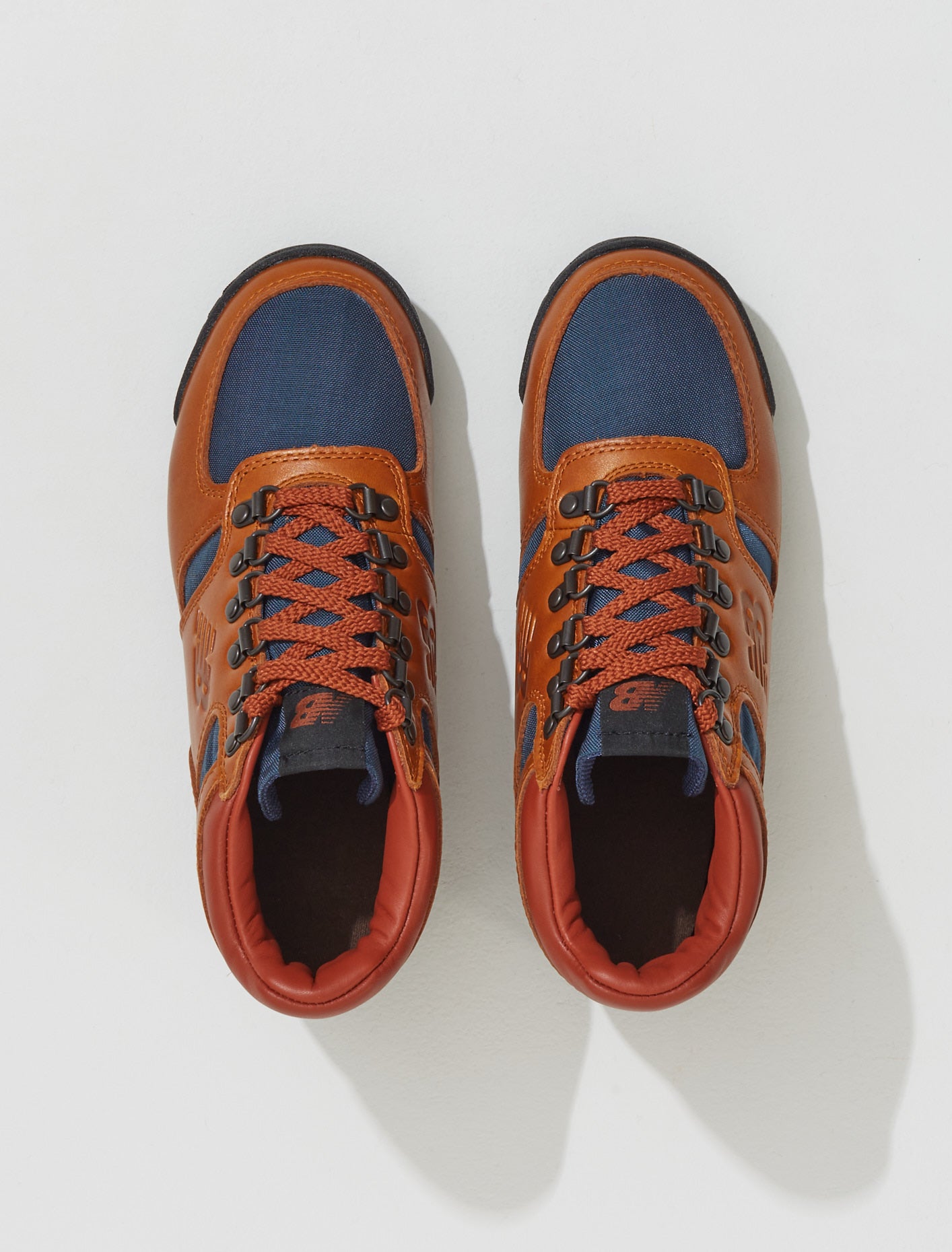 Rainier GTX Sneaker in Brown