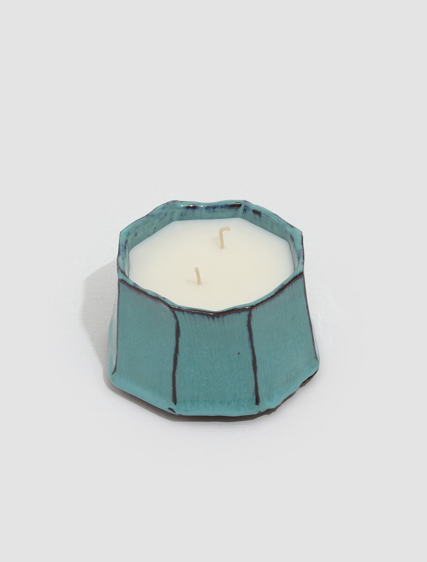 Ambra Candle