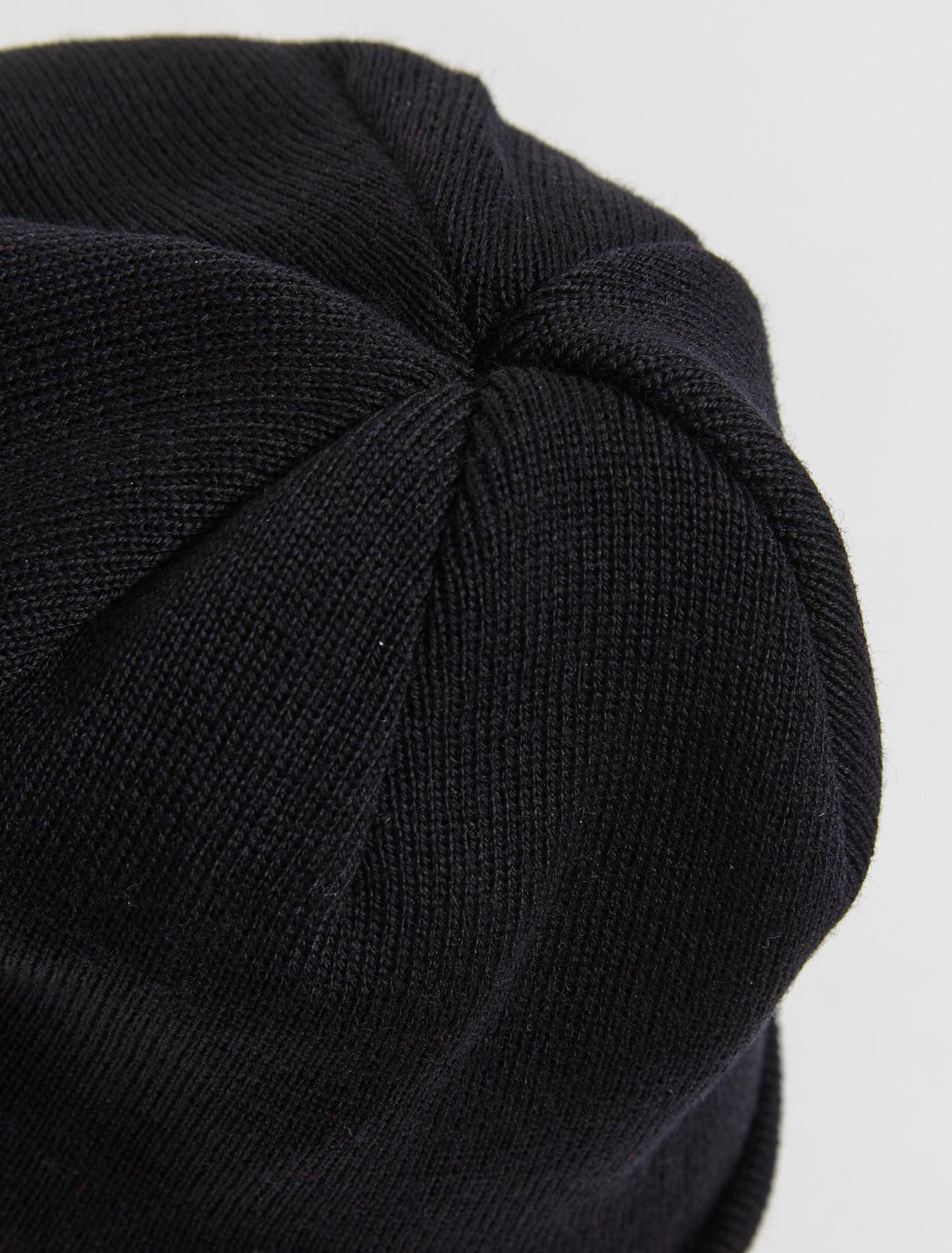 Fine Knit Merino Wool Beanie in Black