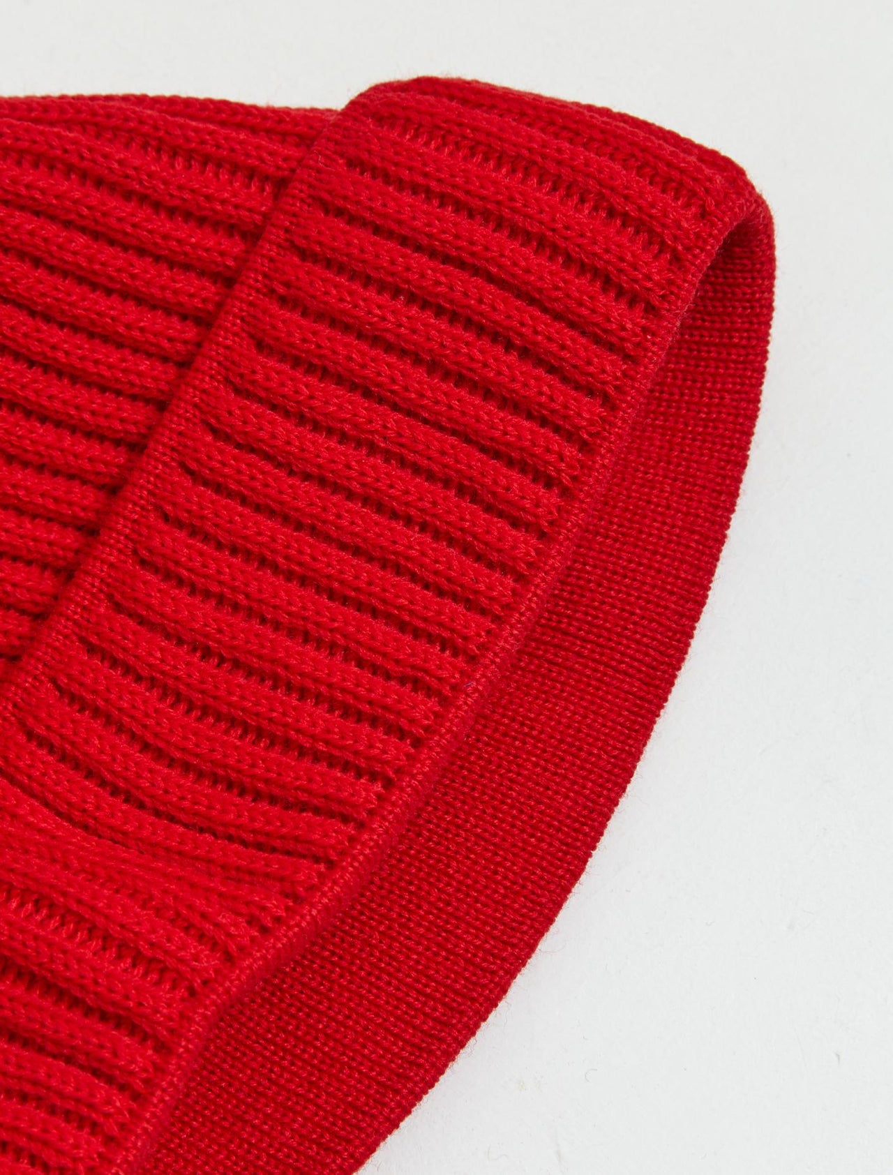 Ribbed Knit Beanie in Red