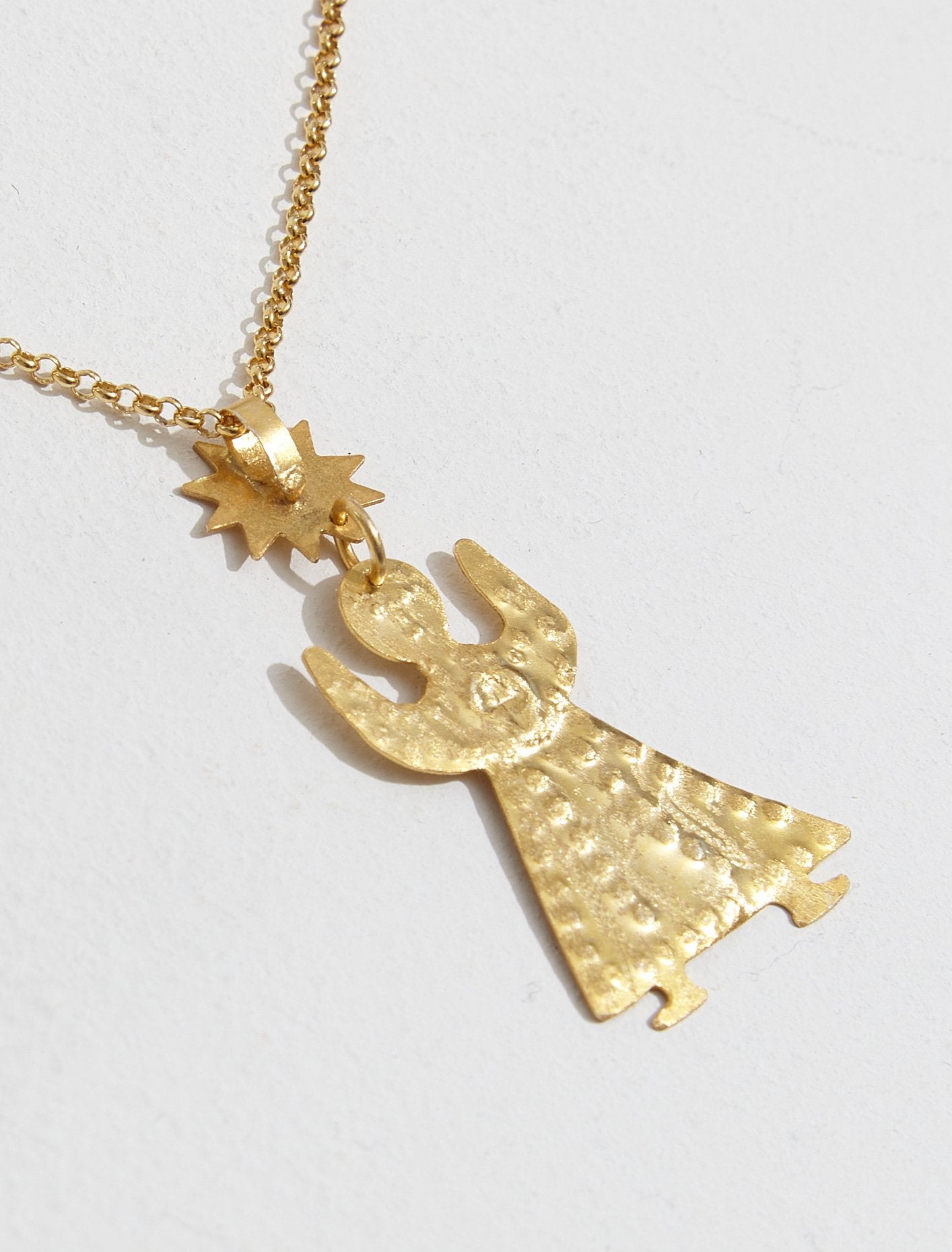 Tête de Soleil Pendant in Gold