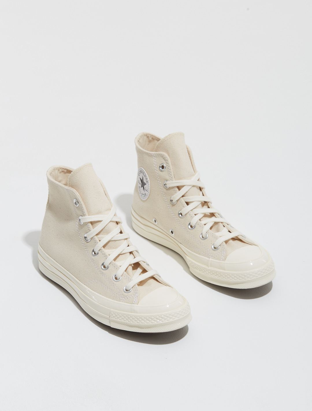 Chuck 70 Hi Sneaker in Natural