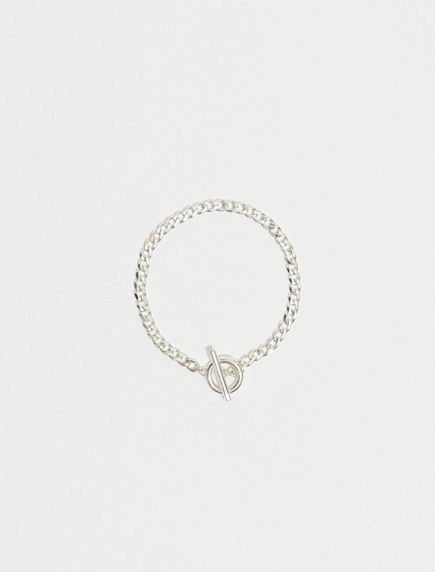 Knot Bracelet in Silver