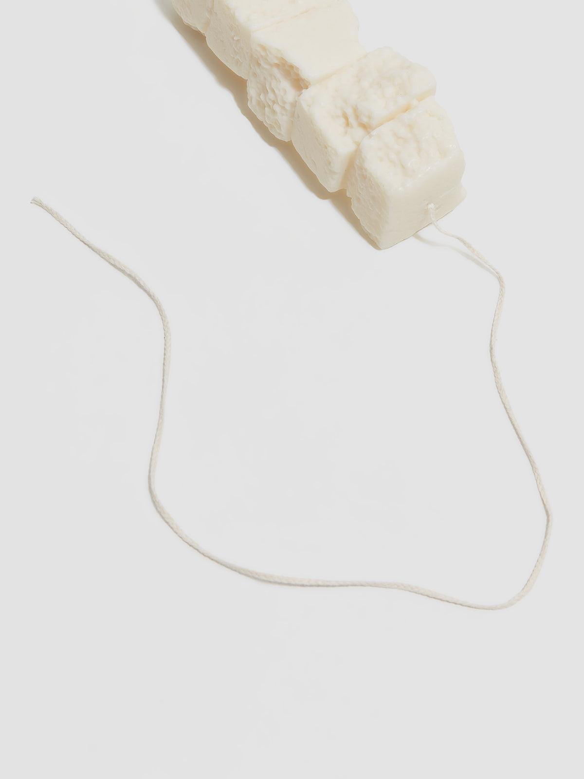 EPS5 Small Candle in Clam