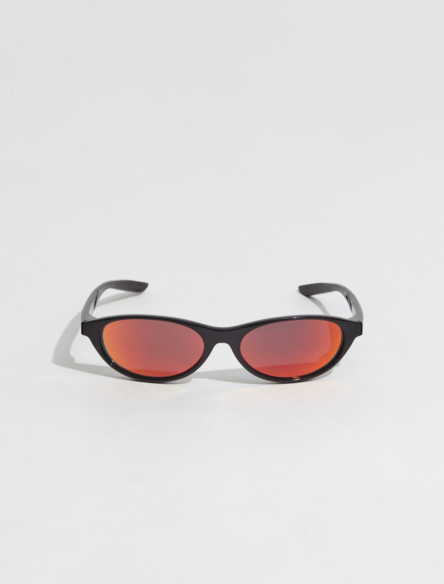 Retro M Sunglasses in Black