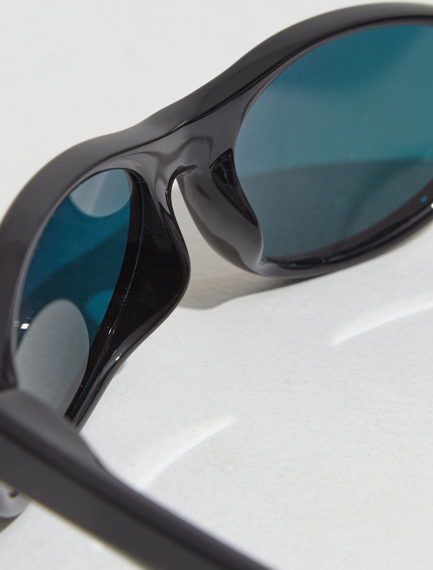 Retro M Sunglasses in Black