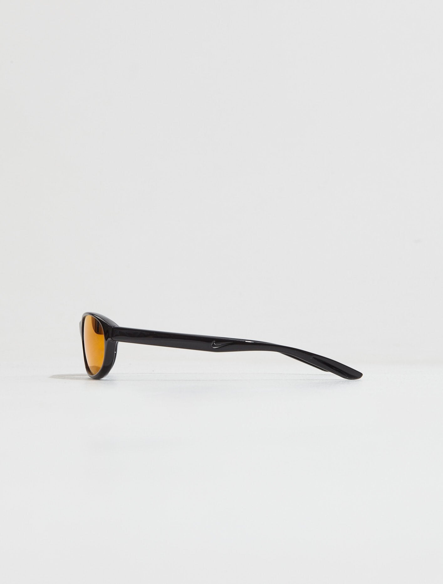 Retro M Sunglasses in Black