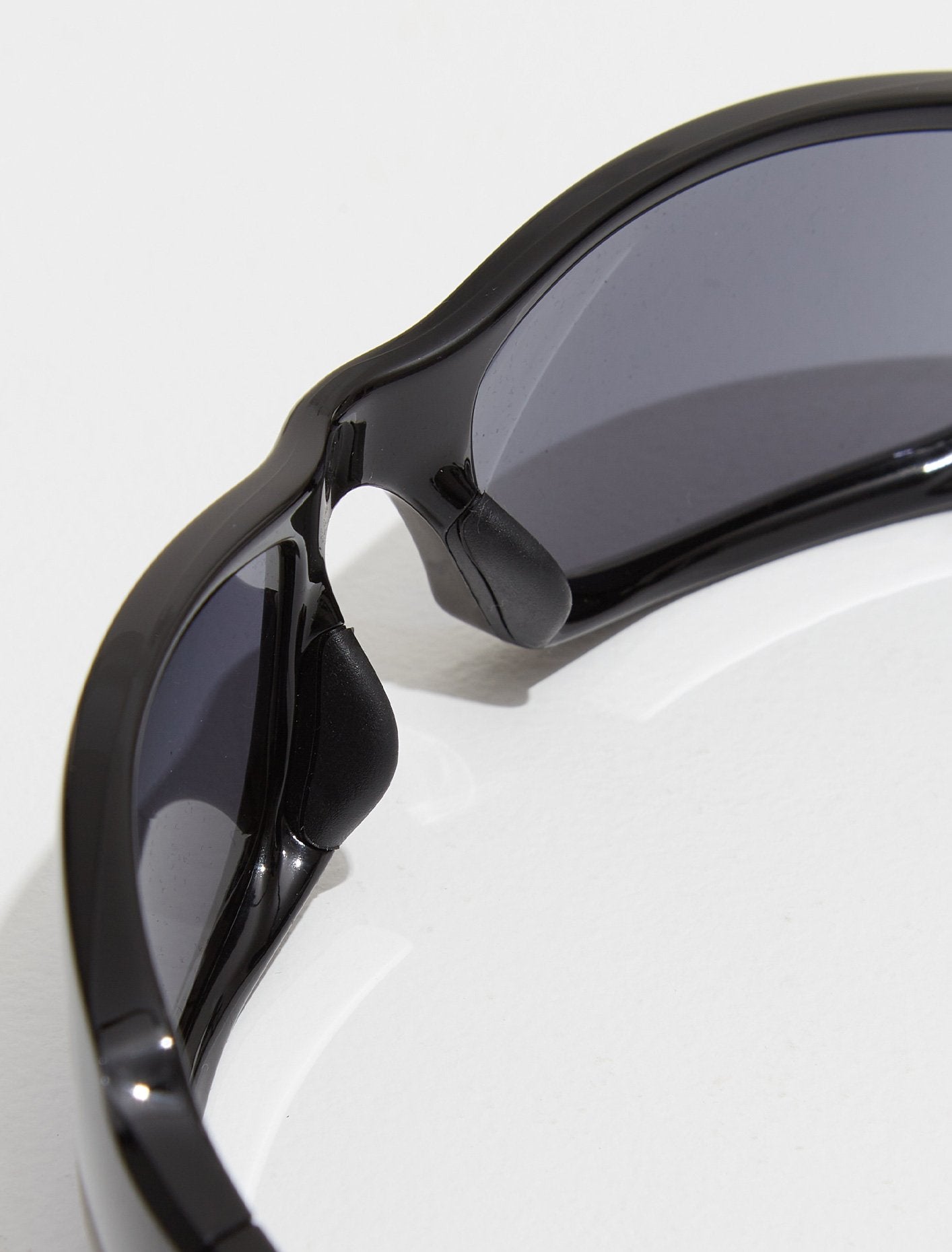 Fives Squared in Polished Black with Grey Lenses