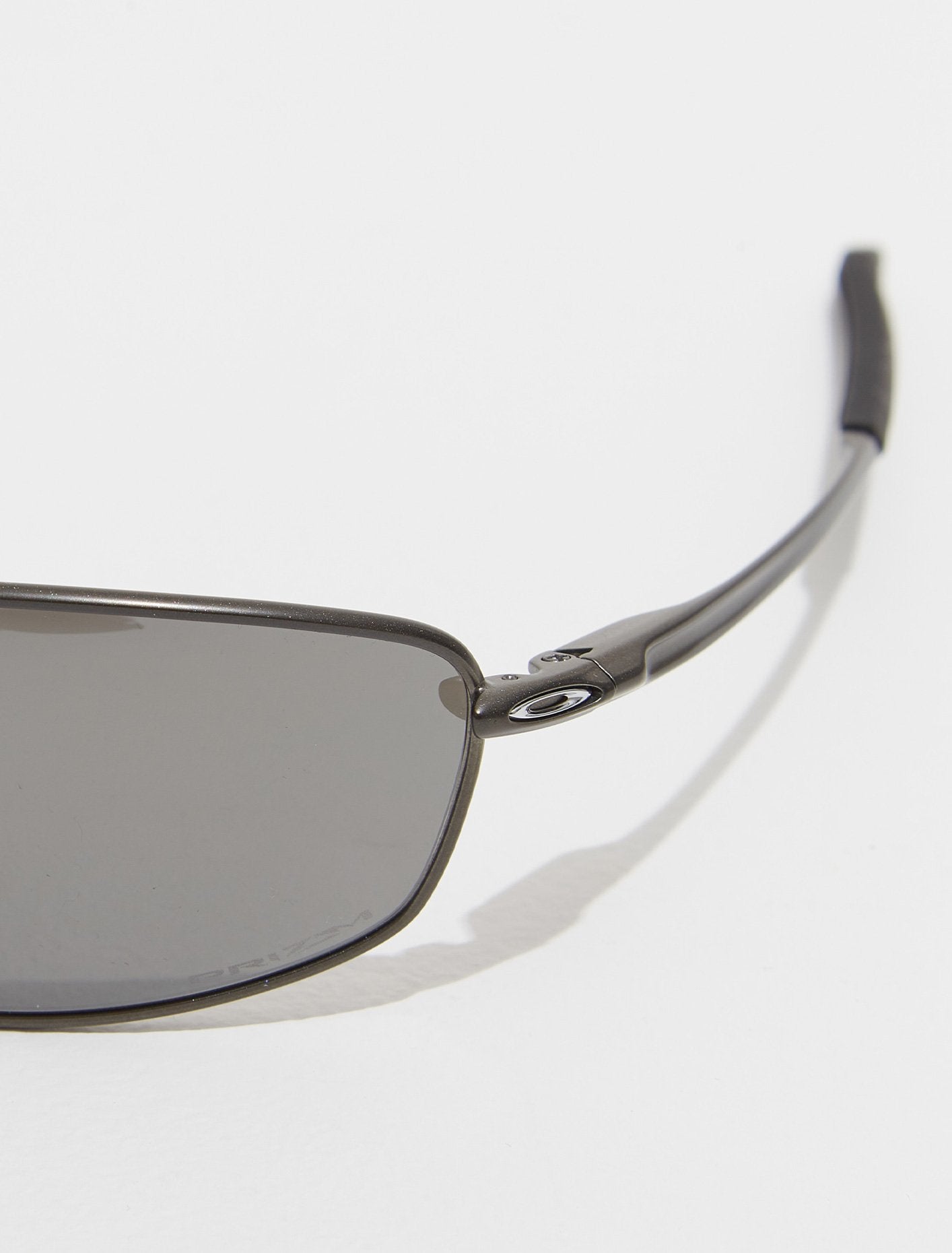 Whisker in Carbon with Prizm Black Lenses