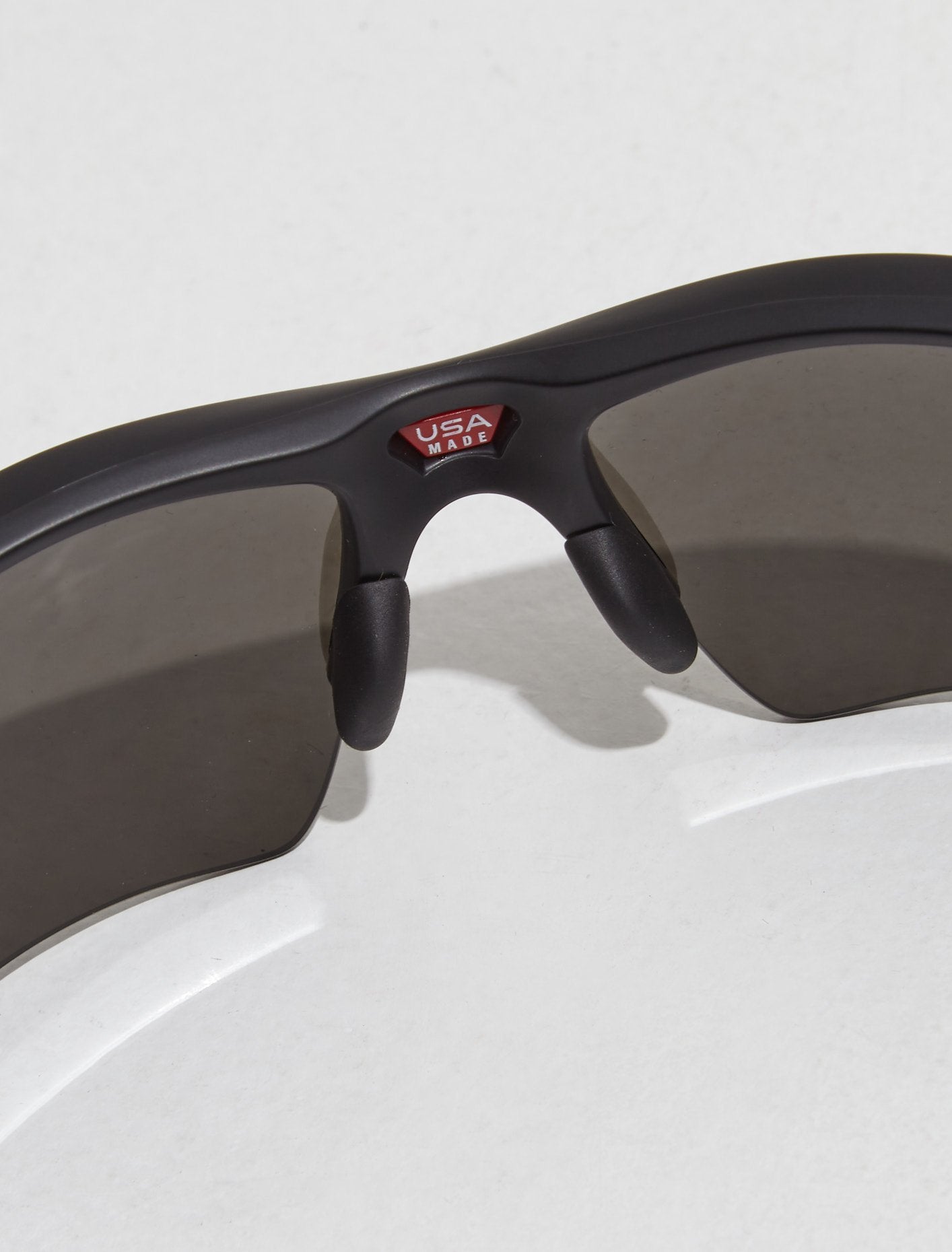 Flak 2.0 XL in Matte Black with Prizm Black Lenses