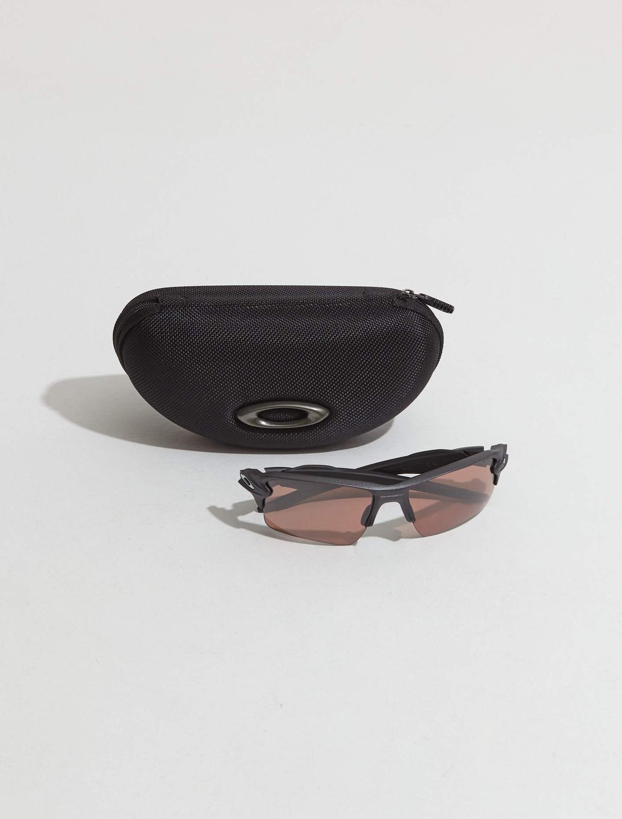 Flak 2.0 XL in Steel with Prizm Dark Golf Lenses