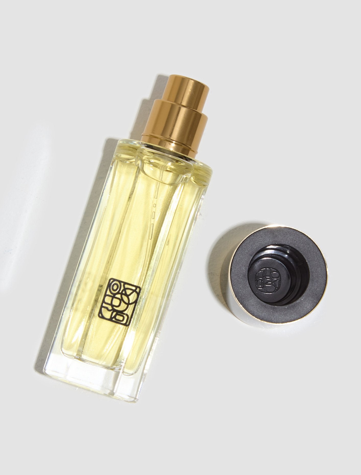 18-12 Eau de Parfum