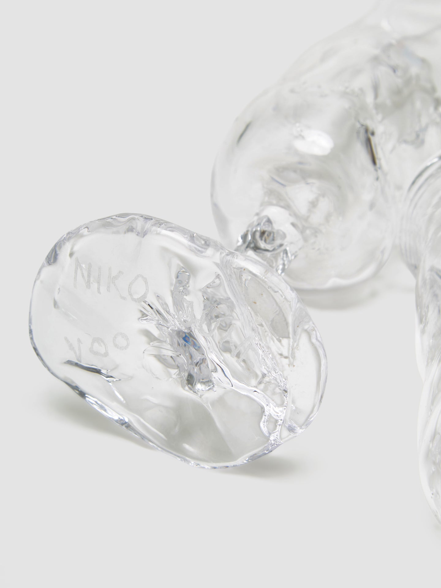 x Niko June Set of Champagne Glasses in Transparent