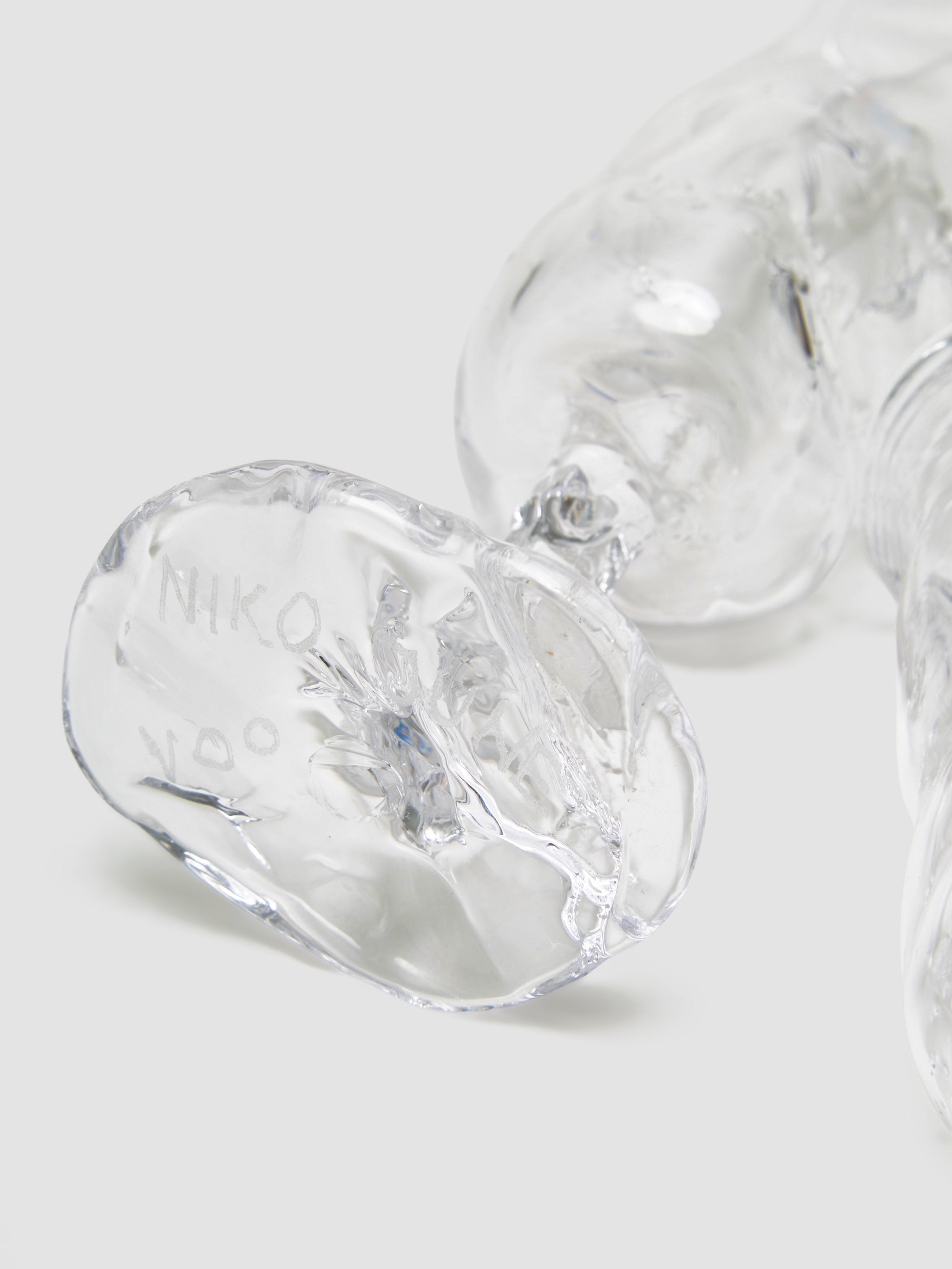 x Niko June Set of Champagne Glasses in Transparent