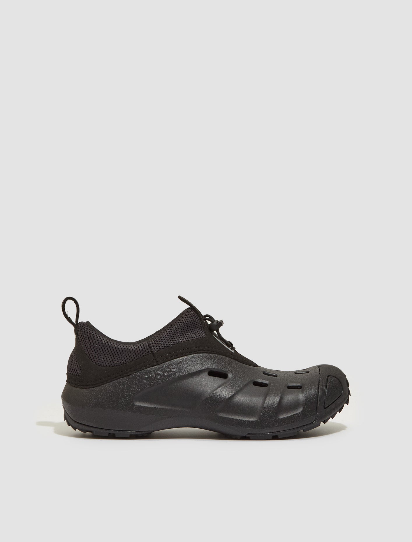 Quick Trail Low Shoe in Black