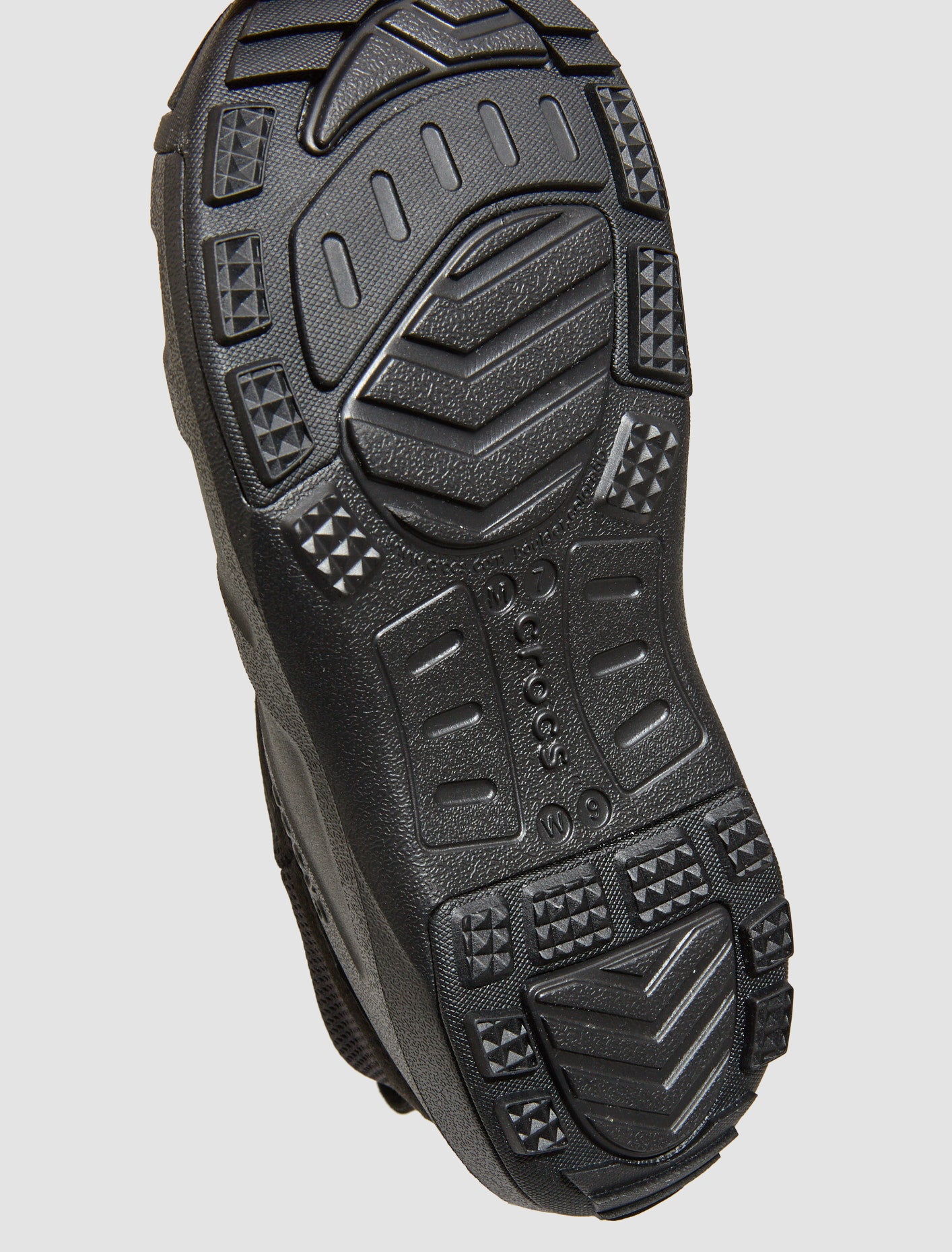 Quick Trail Low Shoe in Black