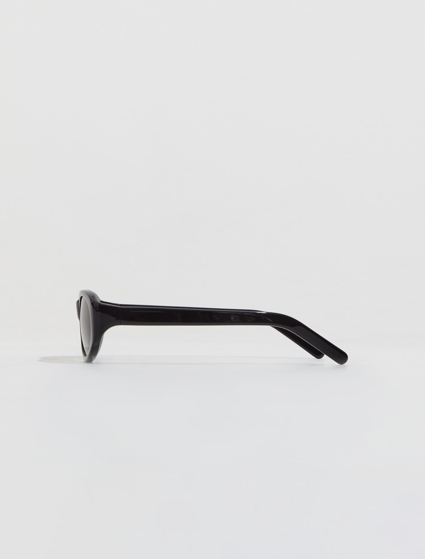 Unwound Sunglasses in Infinite Black