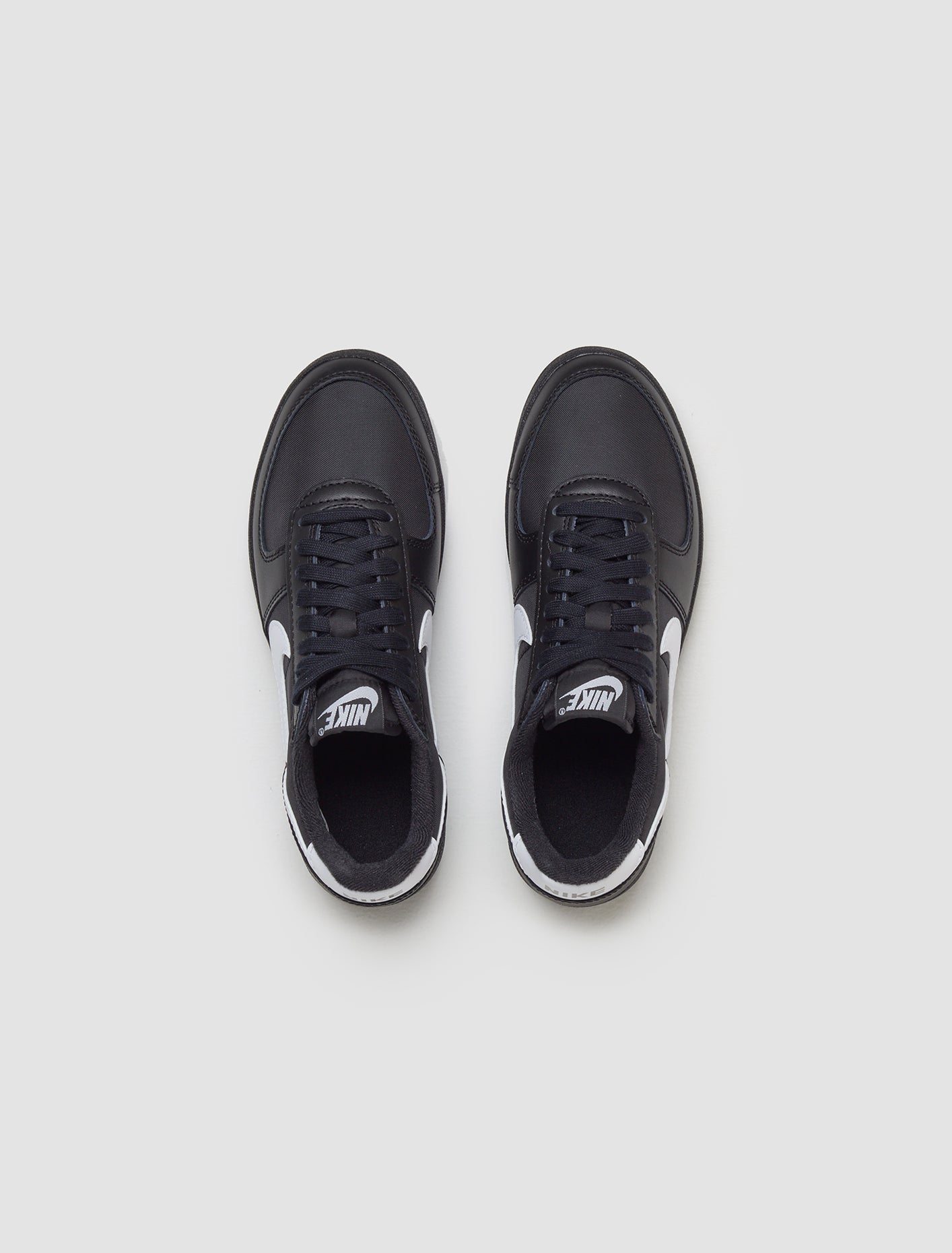 Field General 82 SP Sneaker in Black & White