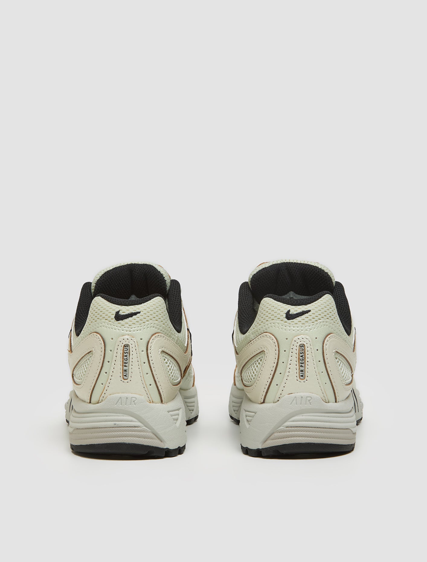 WMNS Air Pegasus 2K5 Sneaker in Sea Glass