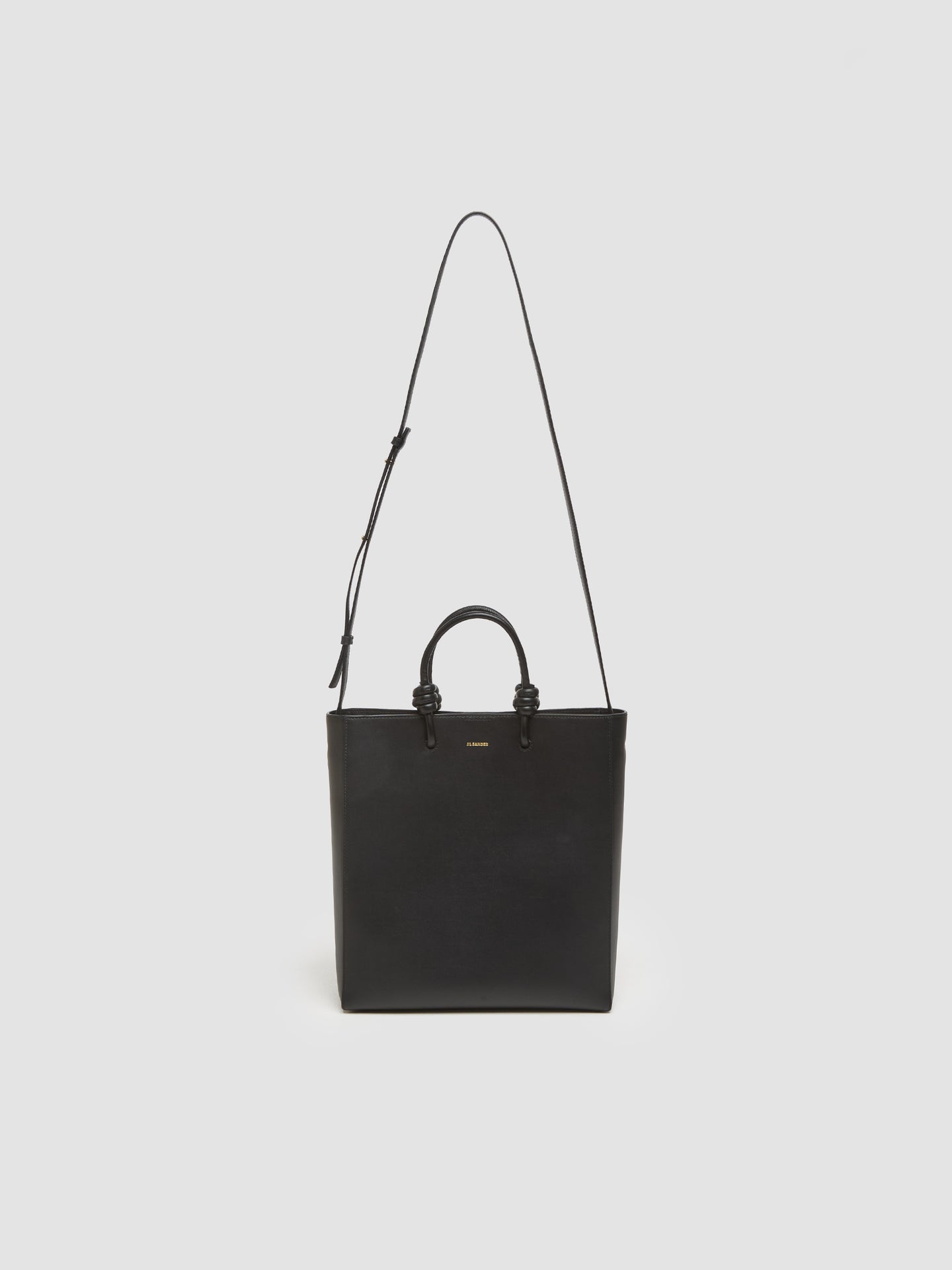 Giro Shoulder Bag in Black