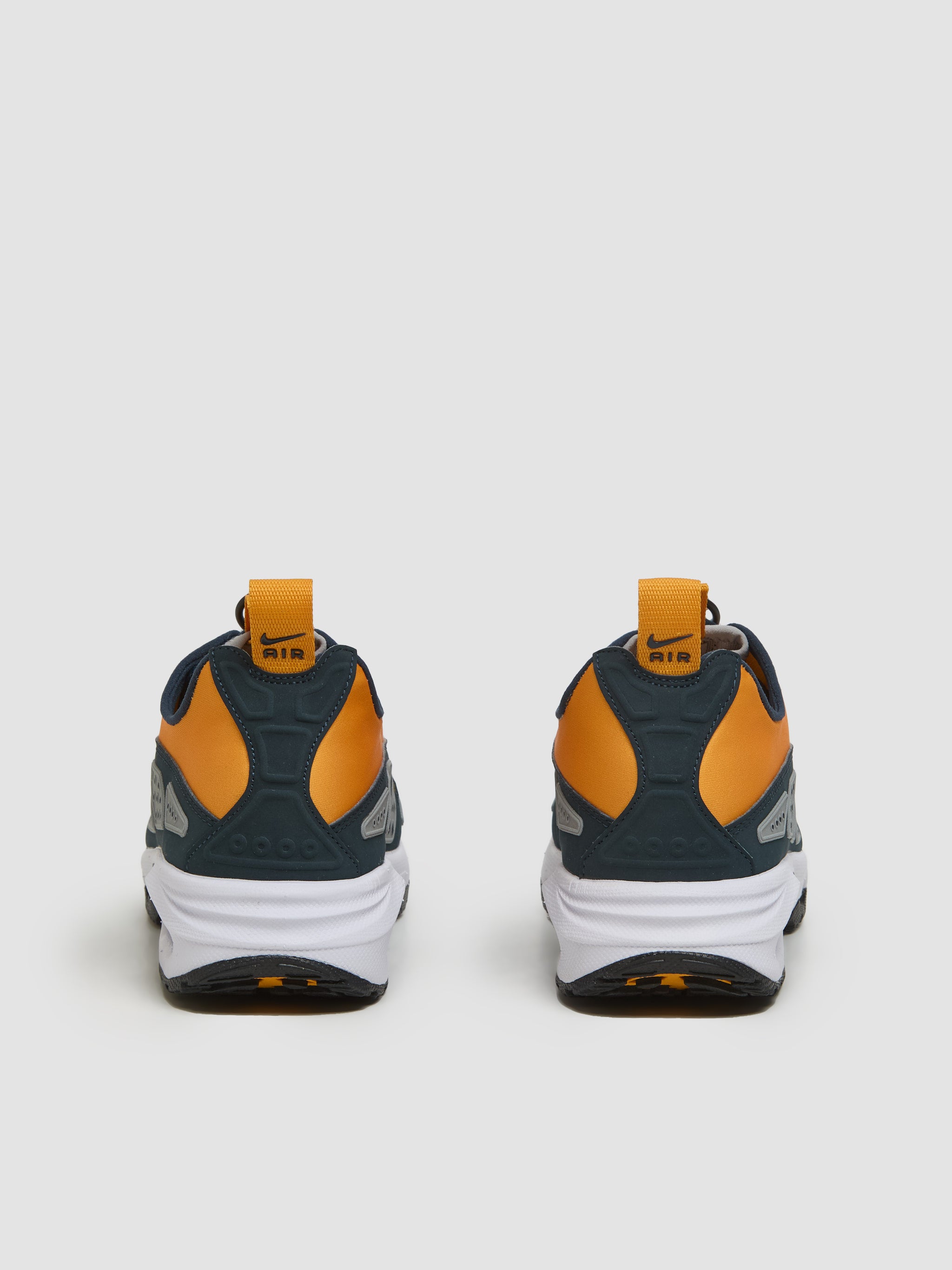 WMNS Air Max SNDR Sneaker in Canyon Gold