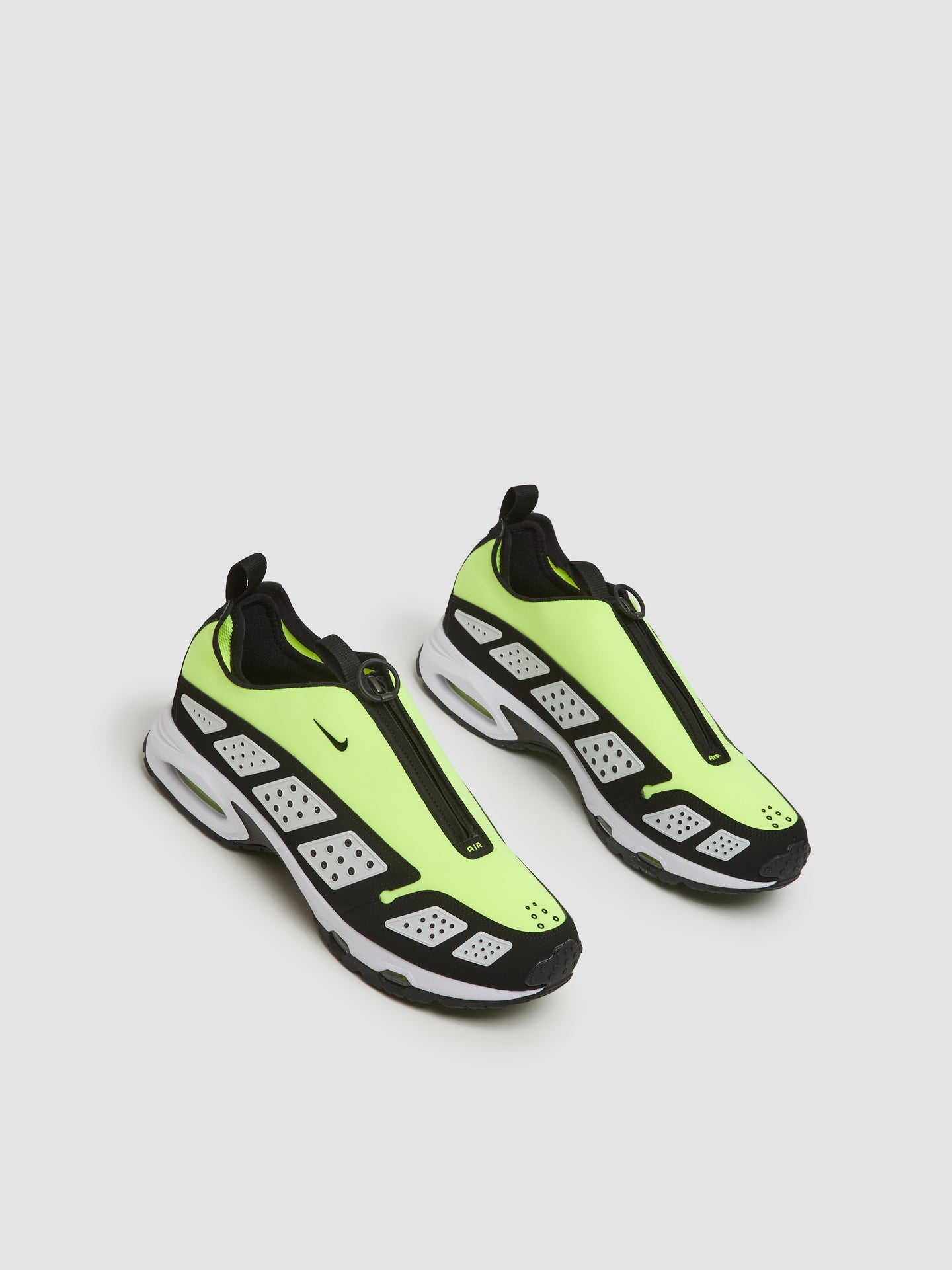 WMNS Air Max SNDR Sneaker in Volt