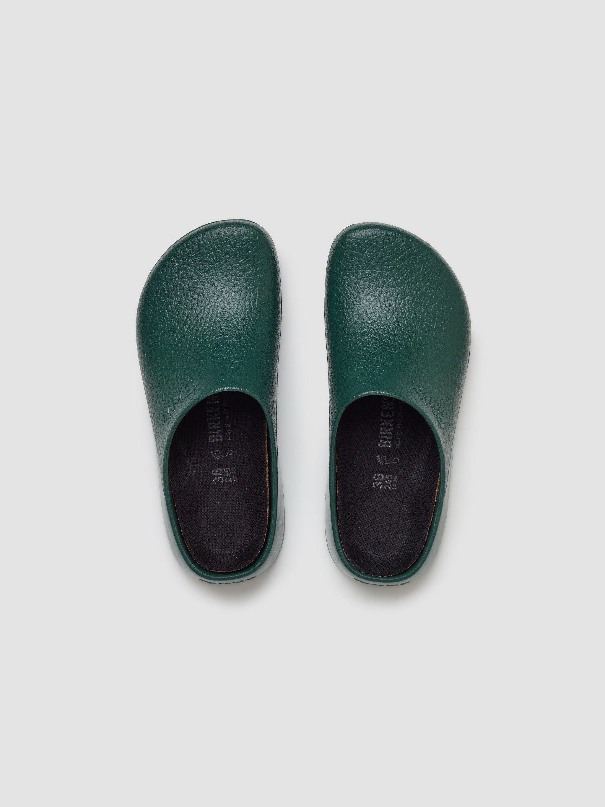 Super-Birki Clogs in Green