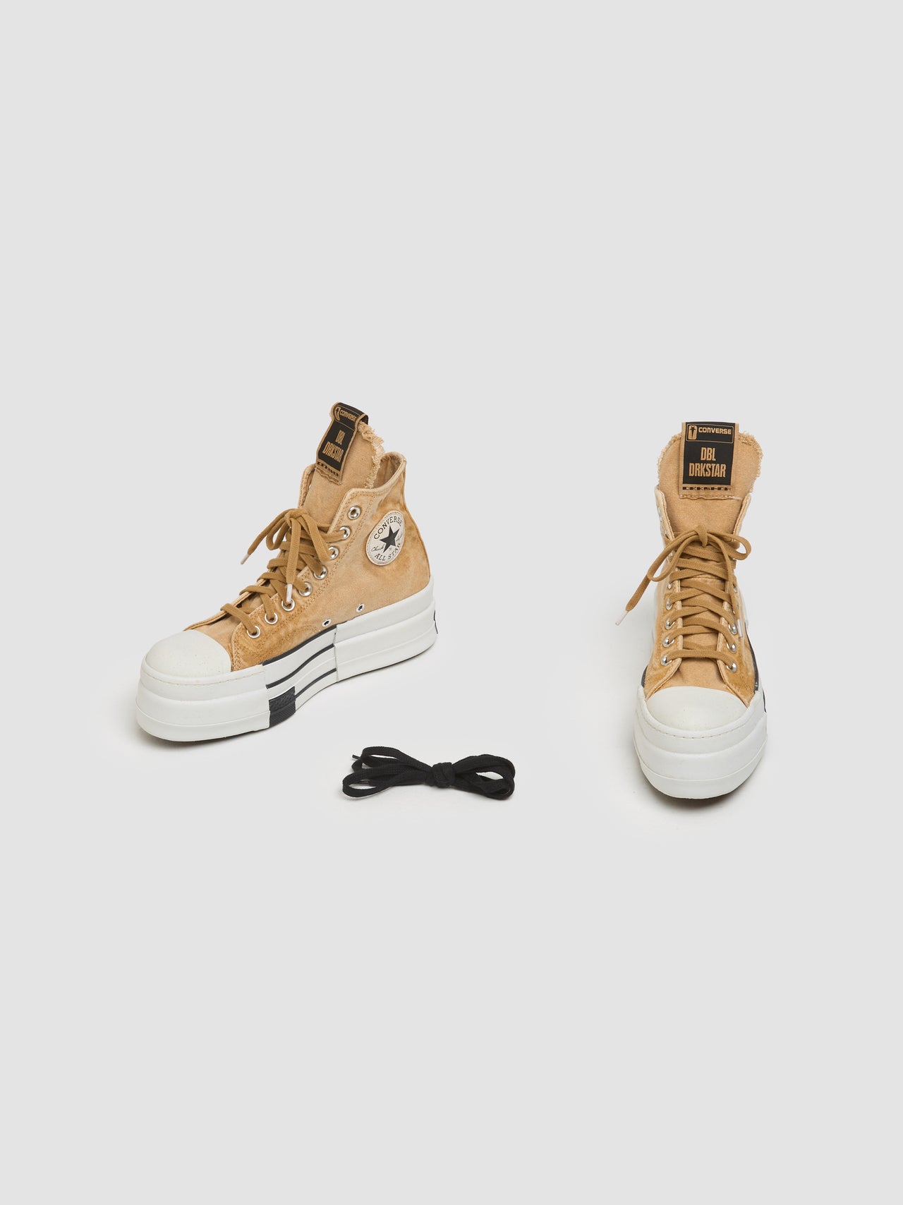 x DRKSHDW DBL DRKSTAR Chuck Taylor Hi Sneaker in Blonde