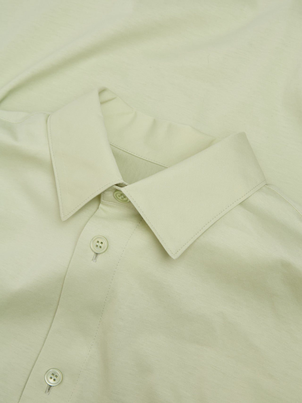 Pleated Popeline Shirt in Light Jade Green