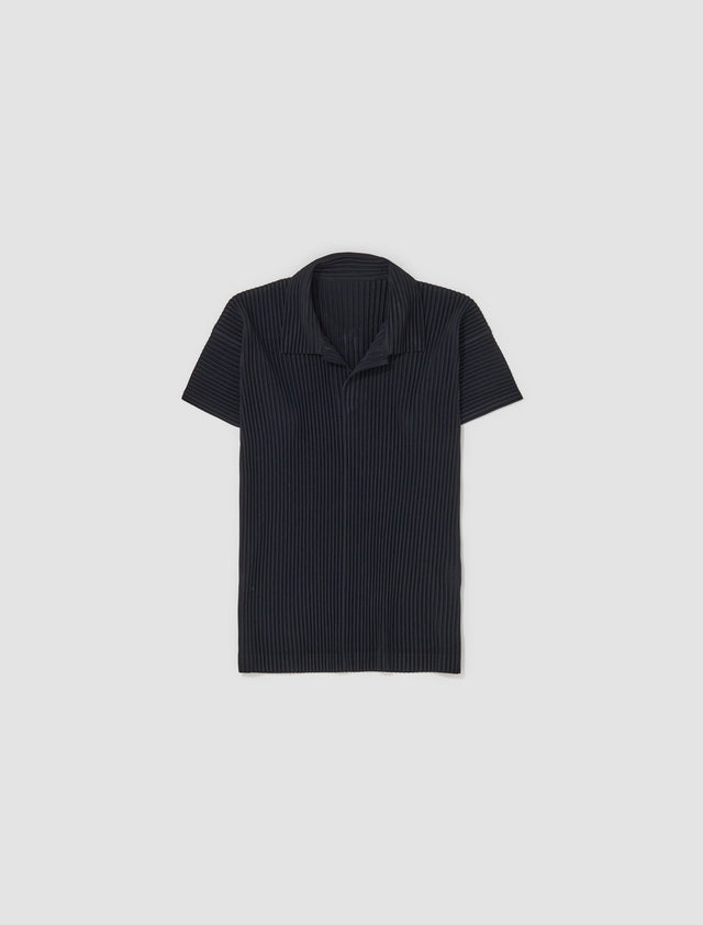 Short-Sleeved Pleated Polo Shirt in Black