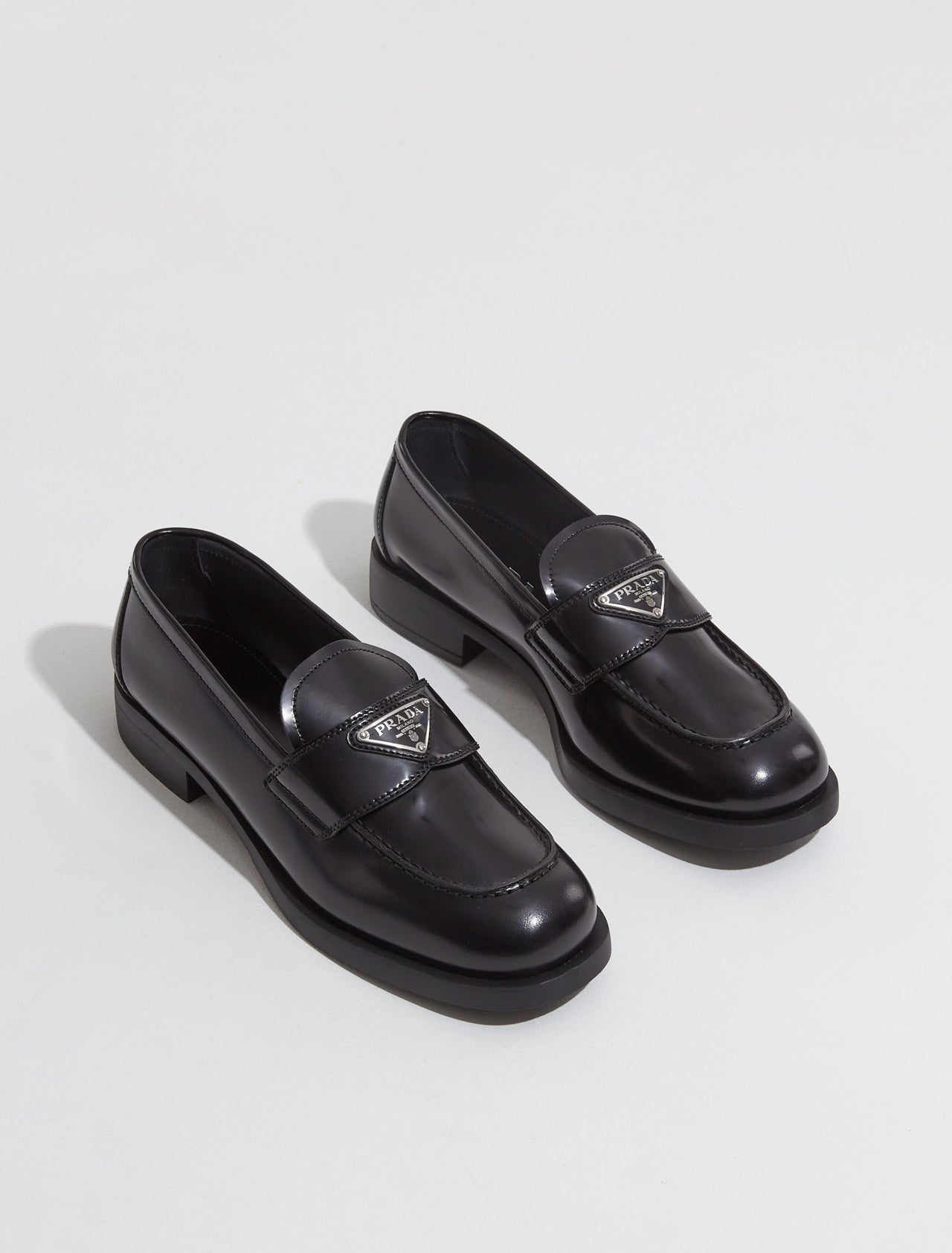 Unlined Brushed Leather Loafers in Black